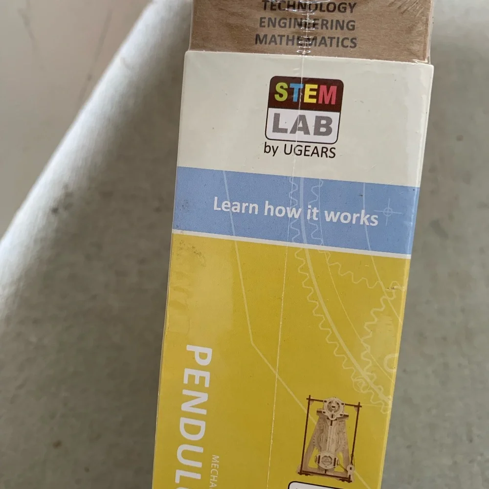 STEM Lab Pendulum Model Kit - Natural Wood